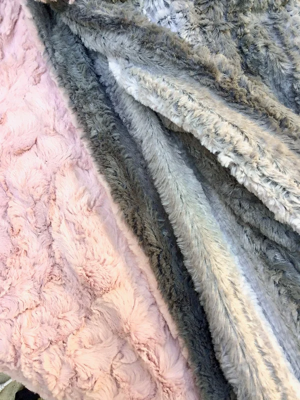 Faux Fur Grey & Pink Throw