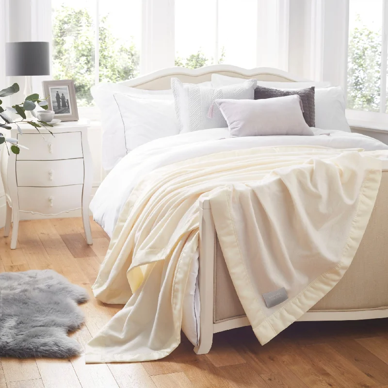 Woods 'Lambswool & Cashmere' Luxury Blanket