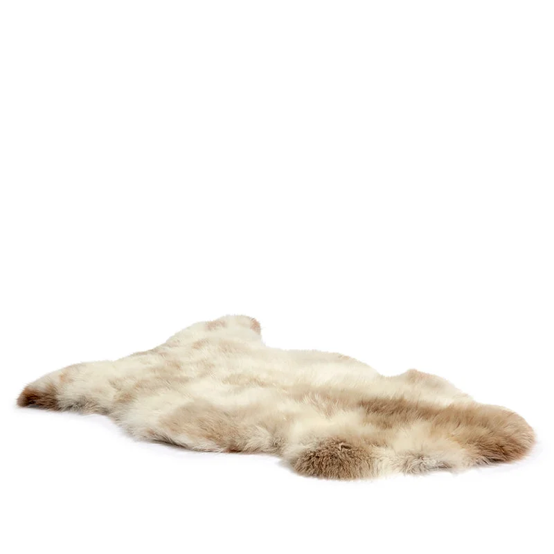 Natural sheepskin rug