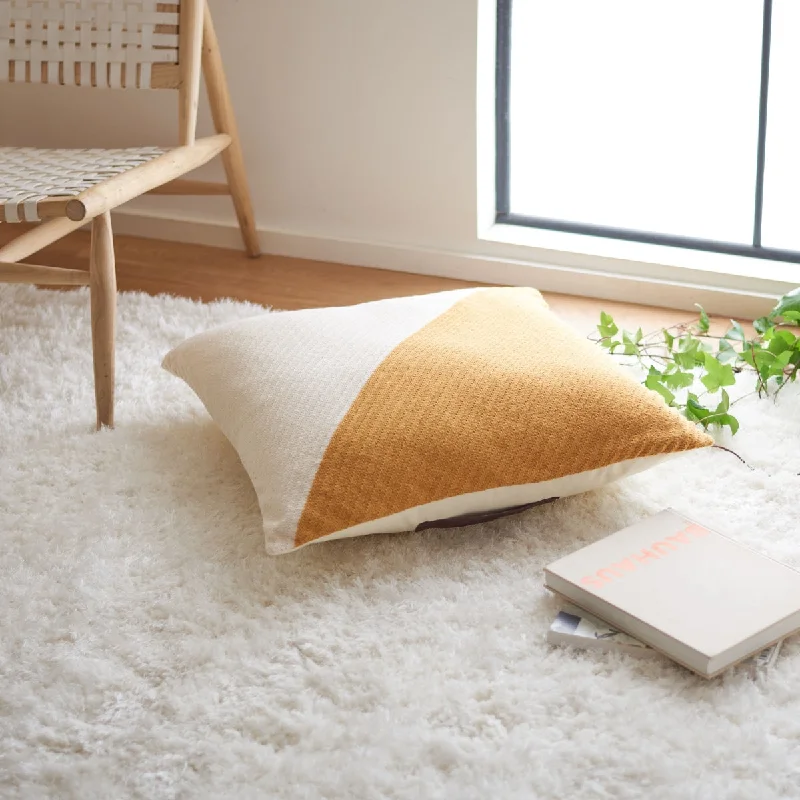 Safavieh Nyssa Floor Pillow