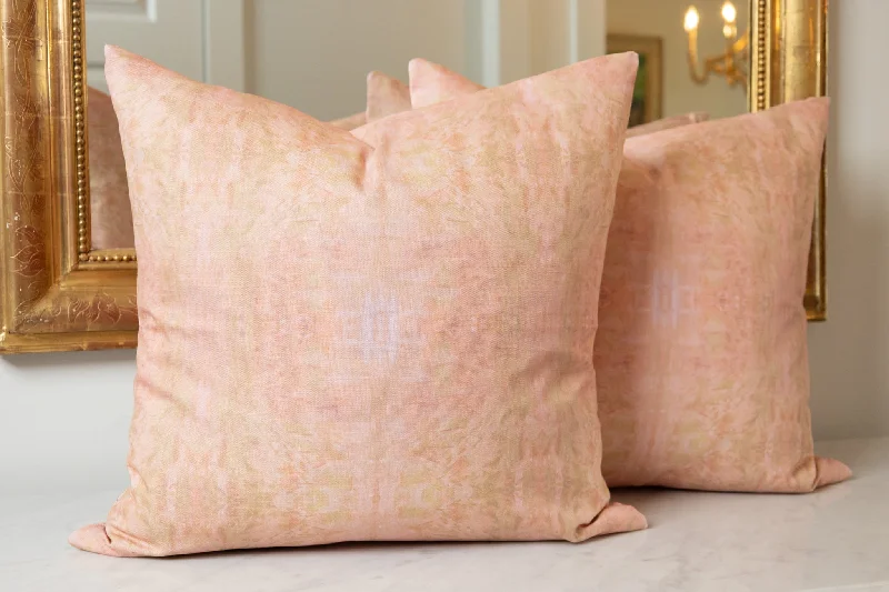 The Gardens Zinnia Luxury Pillow